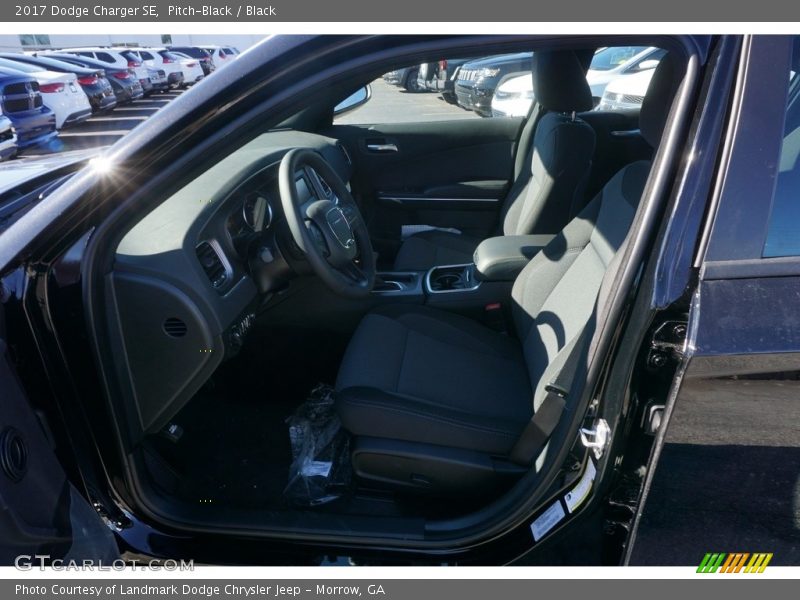 Pitch-Black / Black 2017 Dodge Charger SE
