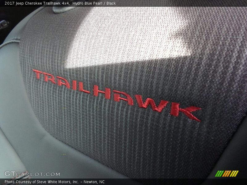 Hydro Blue Pearl / Black 2017 Jeep Cherokee Trailhawk 4x4