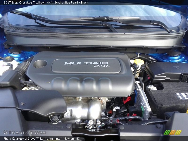  2017 Cherokee Trailhawk 4x4 Engine - 2.4 Liter DOHC 16-Valve VVT 4 Cylinder