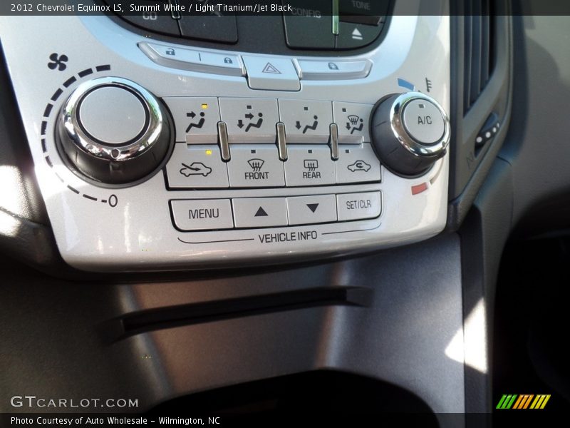 Summit White / Light Titanium/Jet Black 2012 Chevrolet Equinox LS