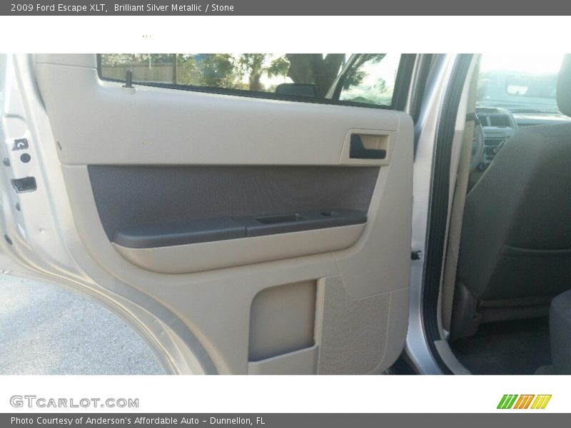 Brilliant Silver Metallic / Stone 2009 Ford Escape XLT