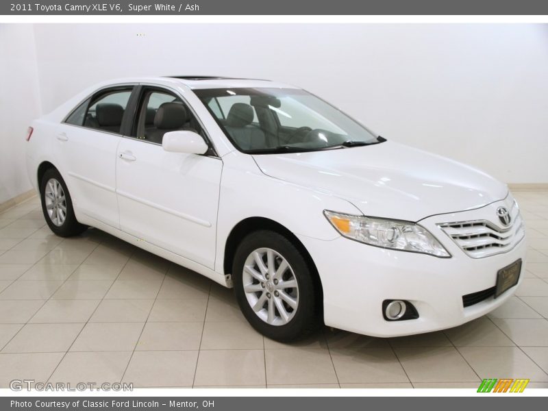 Super White / Ash 2011 Toyota Camry XLE V6