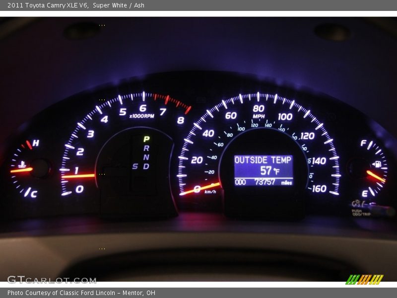 Super White / Ash 2011 Toyota Camry XLE V6