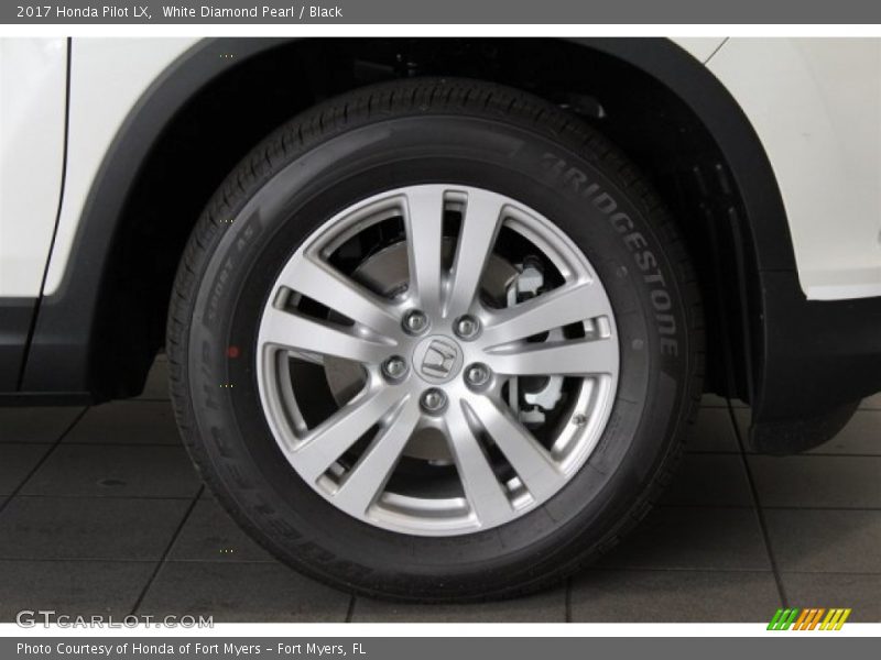 White Diamond Pearl / Black 2017 Honda Pilot LX