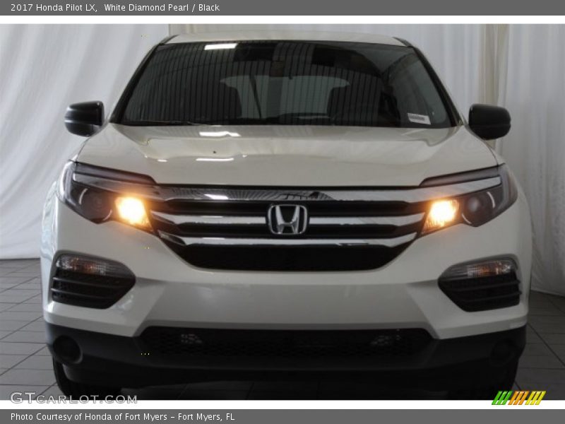 White Diamond Pearl / Black 2017 Honda Pilot LX