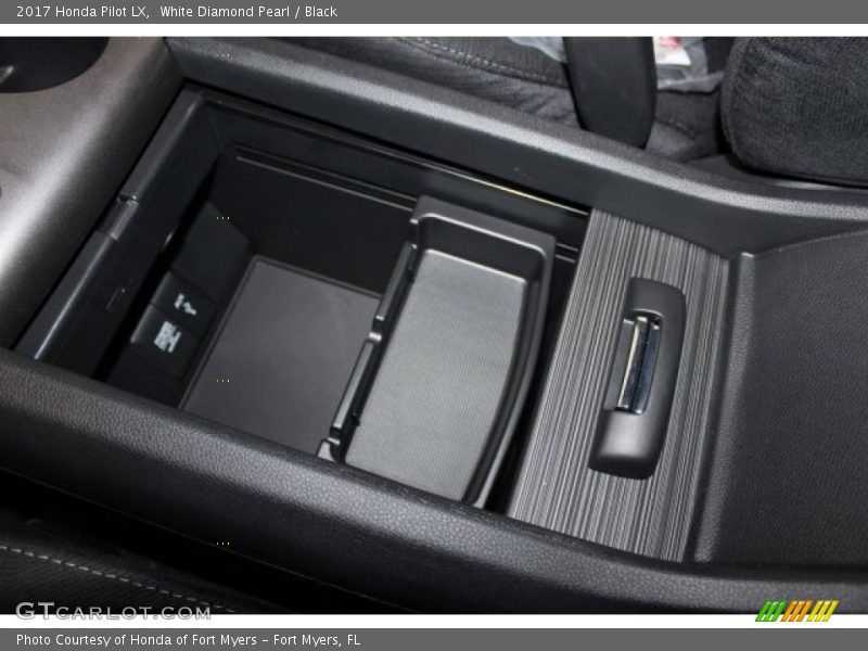 White Diamond Pearl / Black 2017 Honda Pilot LX