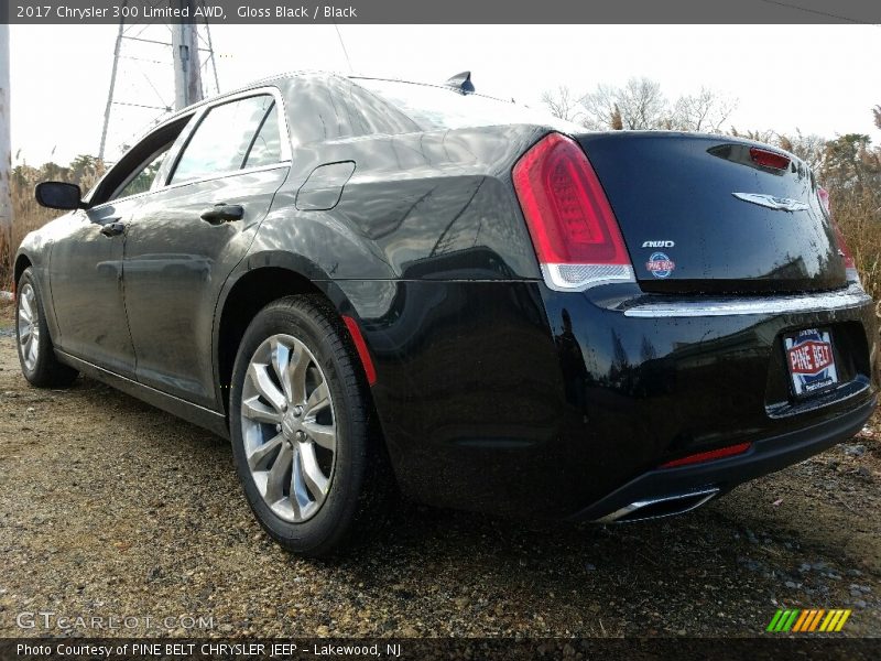 Gloss Black / Black 2017 Chrysler 300 Limited AWD