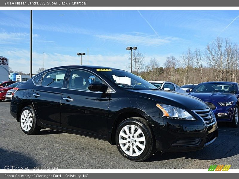Super Black / Charcoal 2014 Nissan Sentra SV