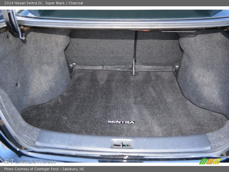 Super Black / Charcoal 2014 Nissan Sentra SV