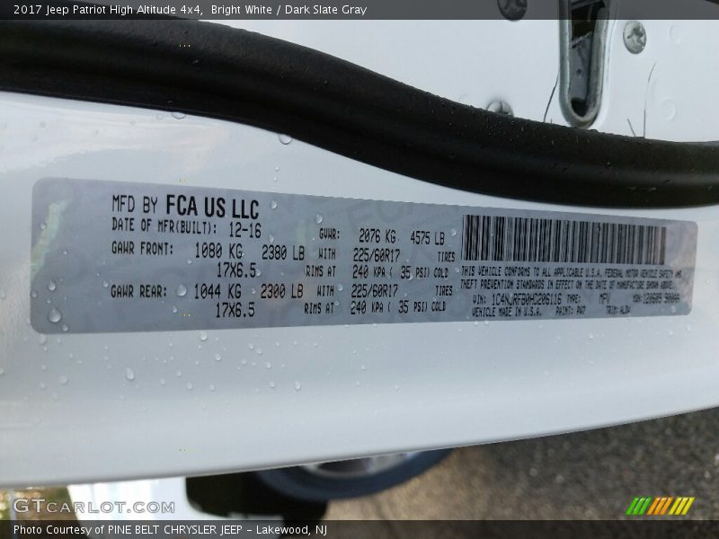 Bright White / Dark Slate Gray 2017 Jeep Patriot High Altitude 4x4