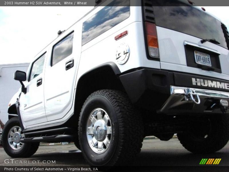 White / Wheat 2003 Hummer H2 SUV Adventure