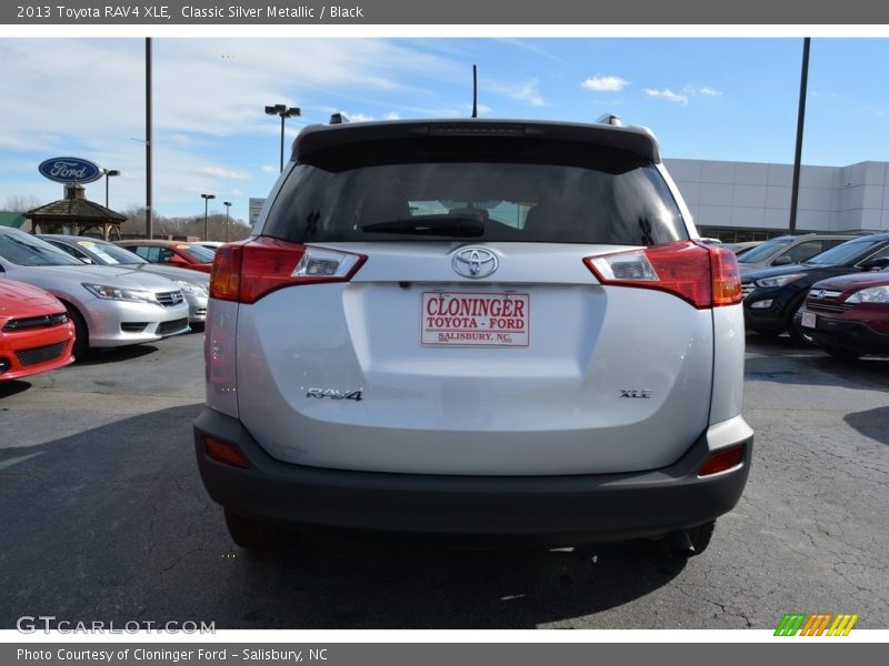 Classic Silver Metallic / Black 2013 Toyota RAV4 XLE