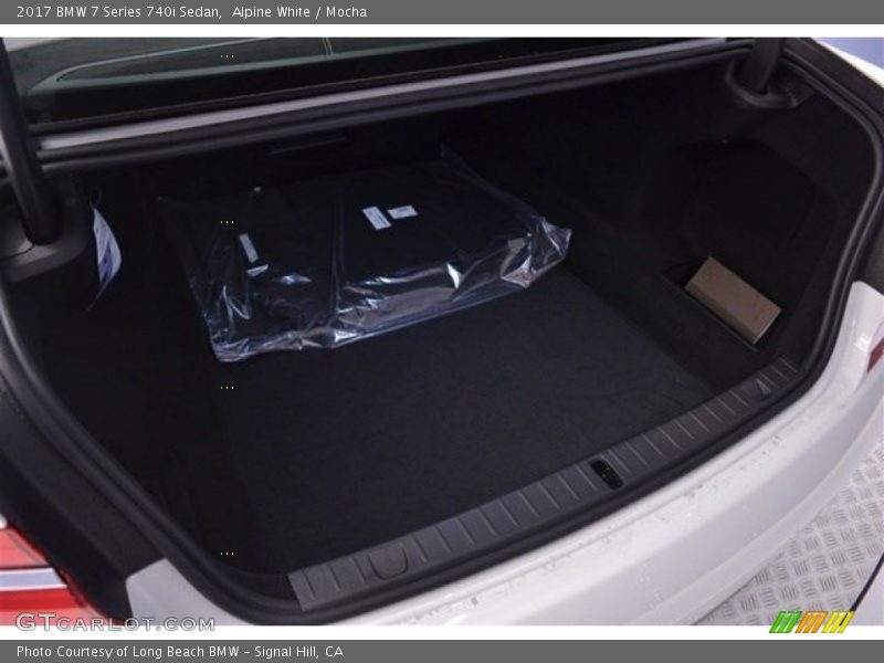 Alpine White / Mocha 2017 BMW 7 Series 740i Sedan