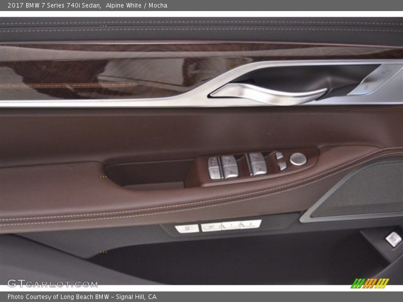 Alpine White / Mocha 2017 BMW 7 Series 740i Sedan