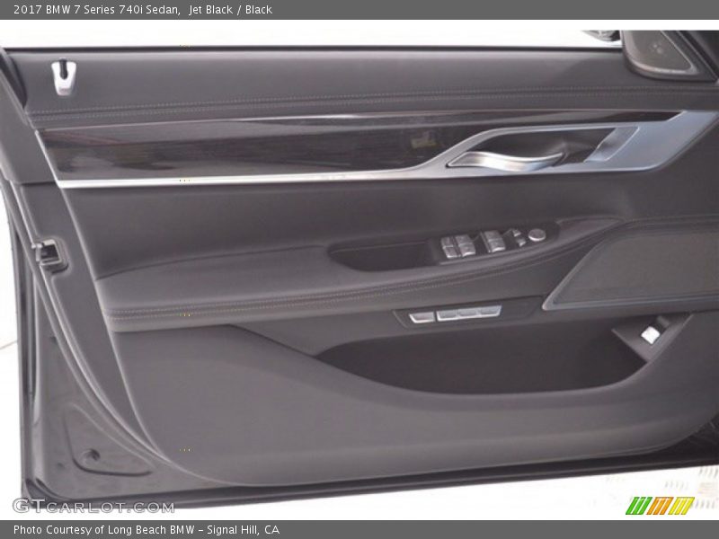 Jet Black / Black 2017 BMW 7 Series 740i Sedan