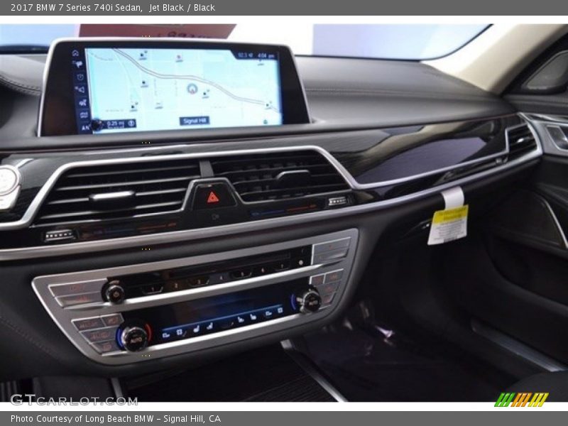 Jet Black / Black 2017 BMW 7 Series 740i Sedan