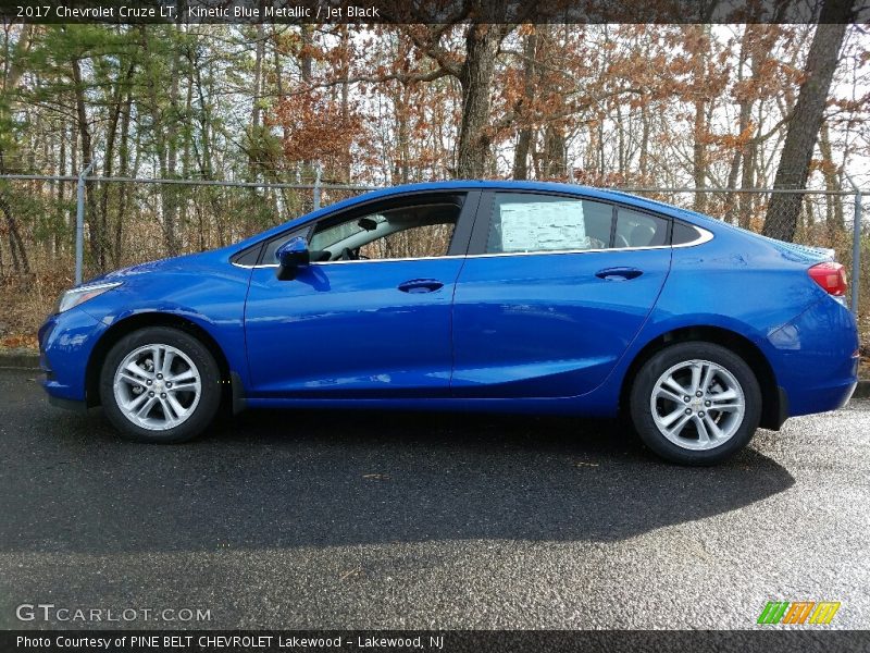 Kinetic Blue Metallic / Jet Black 2017 Chevrolet Cruze LT