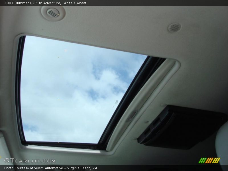White / Wheat 2003 Hummer H2 SUV Adventure