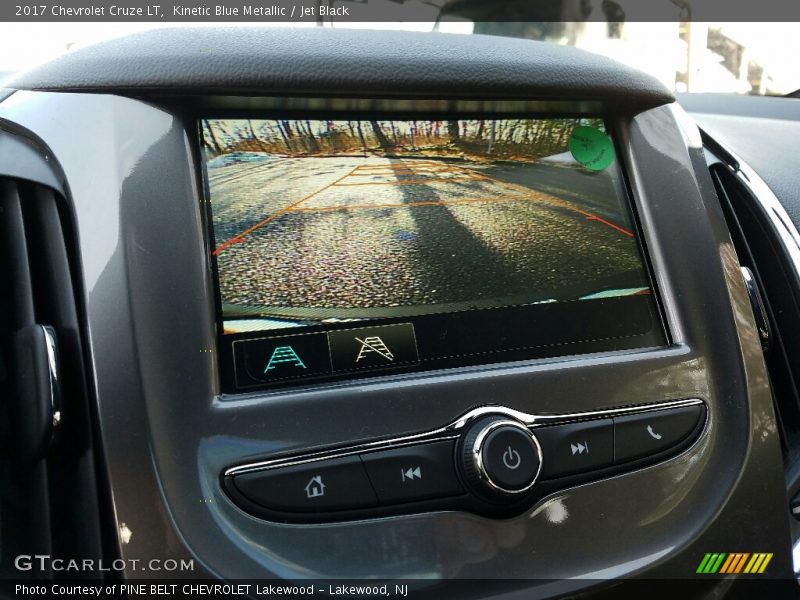 Kinetic Blue Metallic / Jet Black 2017 Chevrolet Cruze LT