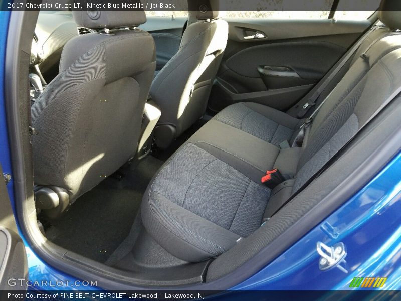 Kinetic Blue Metallic / Jet Black 2017 Chevrolet Cruze LT