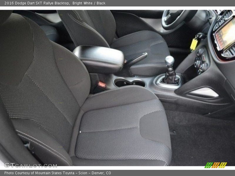 Bright White / Black 2016 Dodge Dart SXT Rallye Blacktop