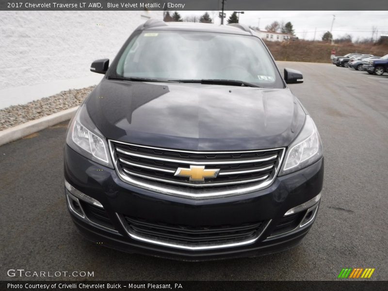 Blue Velvet Metallic / Ebony 2017 Chevrolet Traverse LT AWD