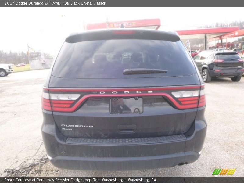 DB Black Crystal / Black 2017 Dodge Durango SXT AWD
