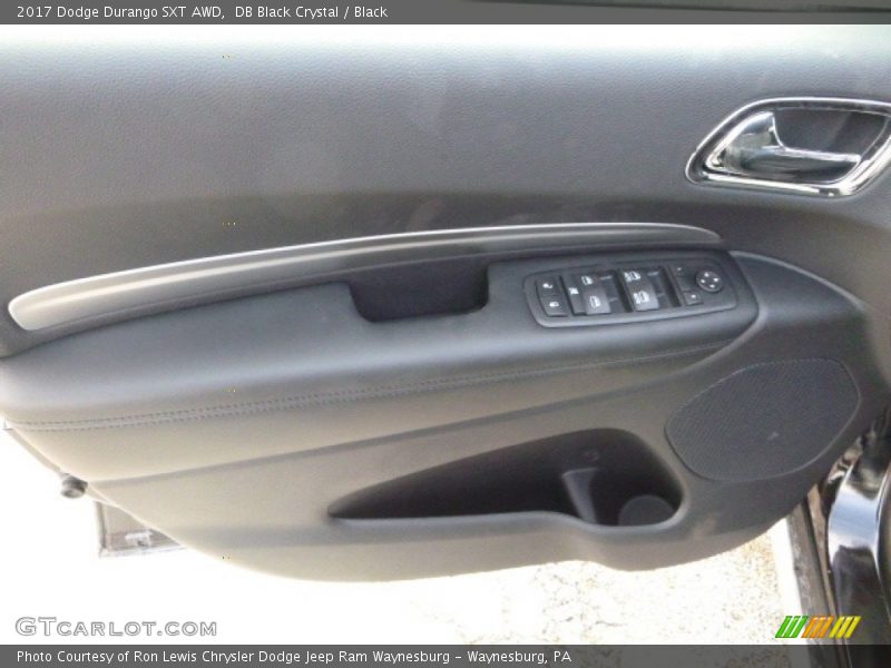 DB Black Crystal / Black 2017 Dodge Durango SXT AWD