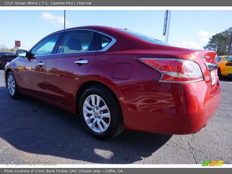 Cayenne Red / Charcoal 2015 Nissan Altima 2.5 S