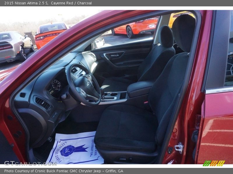 Cayenne Red / Charcoal 2015 Nissan Altima 2.5 S