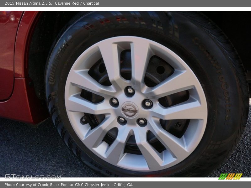 Cayenne Red / Charcoal 2015 Nissan Altima 2.5 S