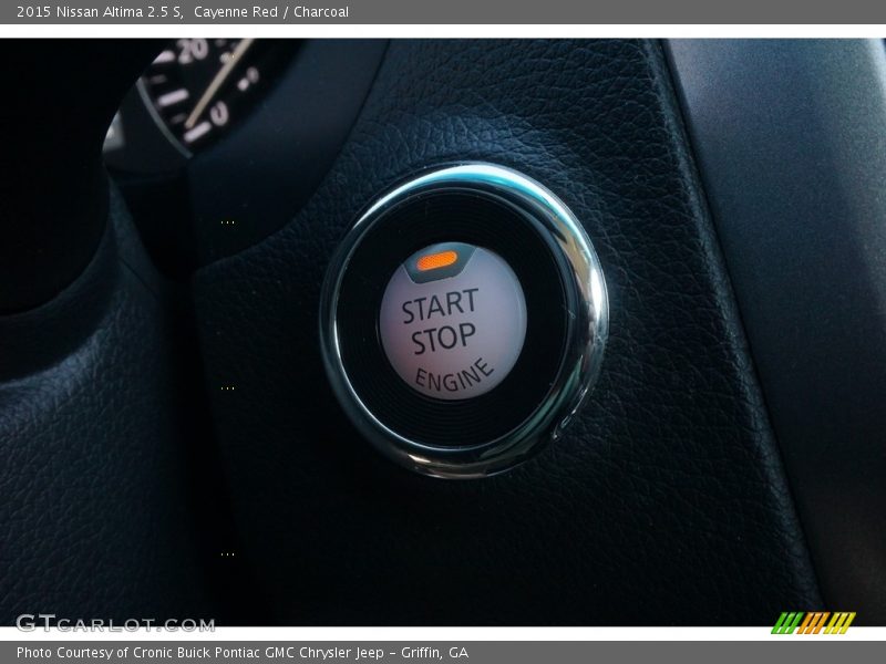 Cayenne Red / Charcoal 2015 Nissan Altima 2.5 S