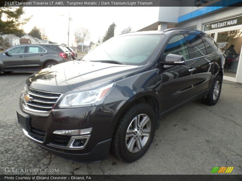 Tungsten Metallic / Dark Titanium/Light Titanium 2016 Chevrolet Traverse LT AWD