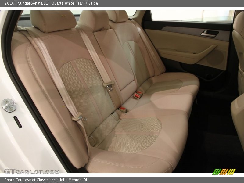 Quartz White Pearl / Beige 2016 Hyundai Sonata SE