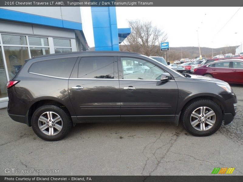 Tungsten Metallic / Dark Titanium/Light Titanium 2016 Chevrolet Traverse LT AWD