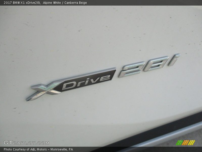 Alpine White / Canberra Beige 2017 BMW X1 xDrive28i