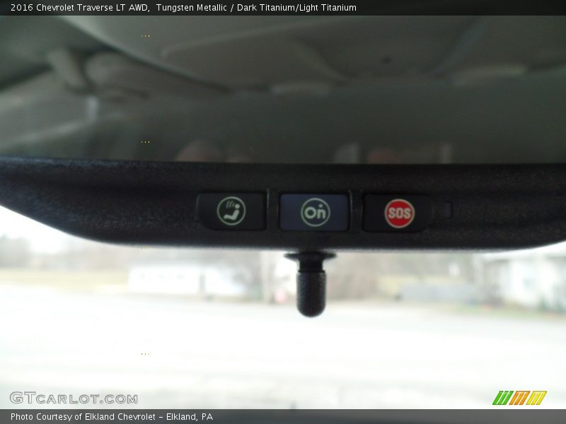Tungsten Metallic / Dark Titanium/Light Titanium 2016 Chevrolet Traverse LT AWD