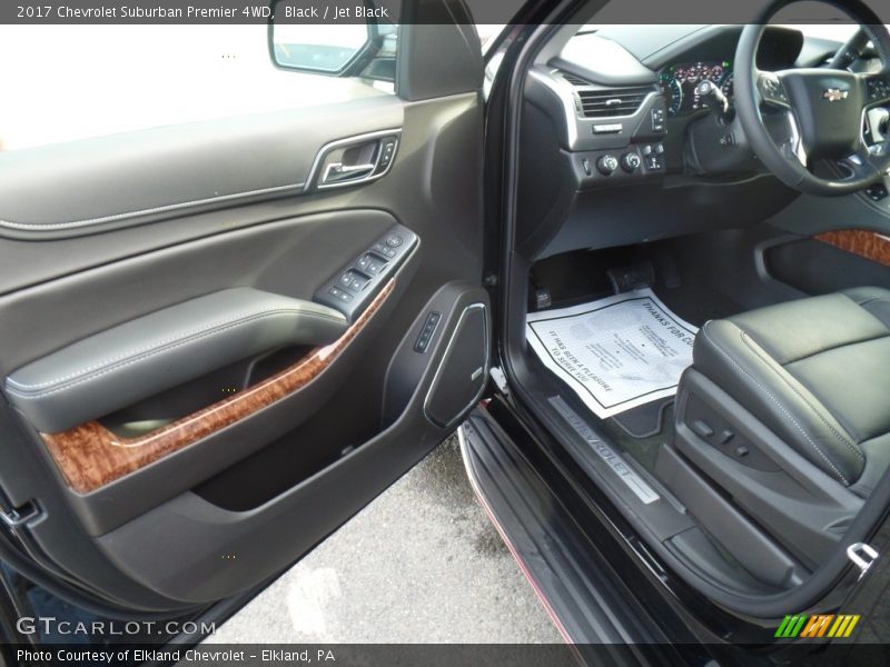 Black / Jet Black 2017 Chevrolet Suburban Premier 4WD