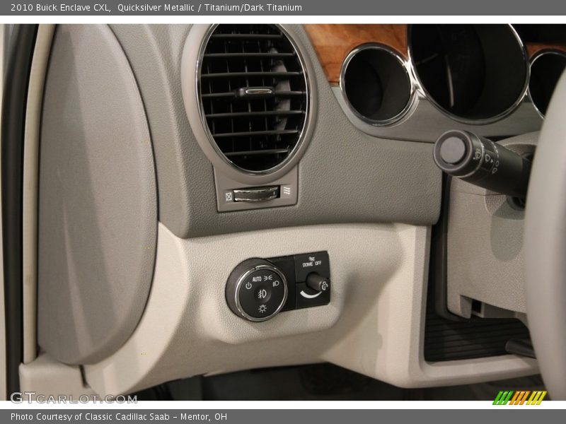 Quicksilver Metallic / Titanium/Dark Titanium 2010 Buick Enclave CXL