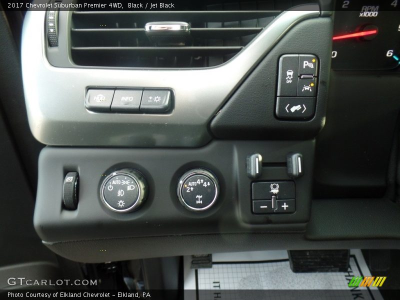 Black / Jet Black 2017 Chevrolet Suburban Premier 4WD