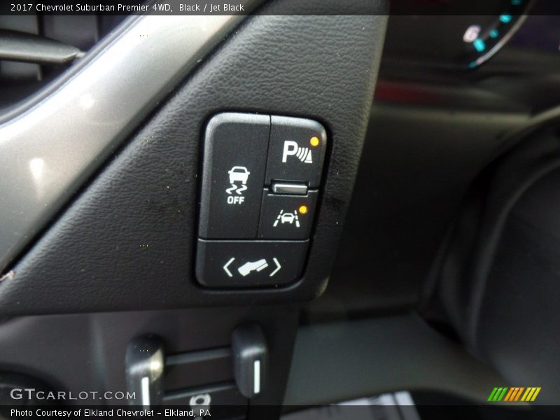 Black / Jet Black 2017 Chevrolet Suburban Premier 4WD