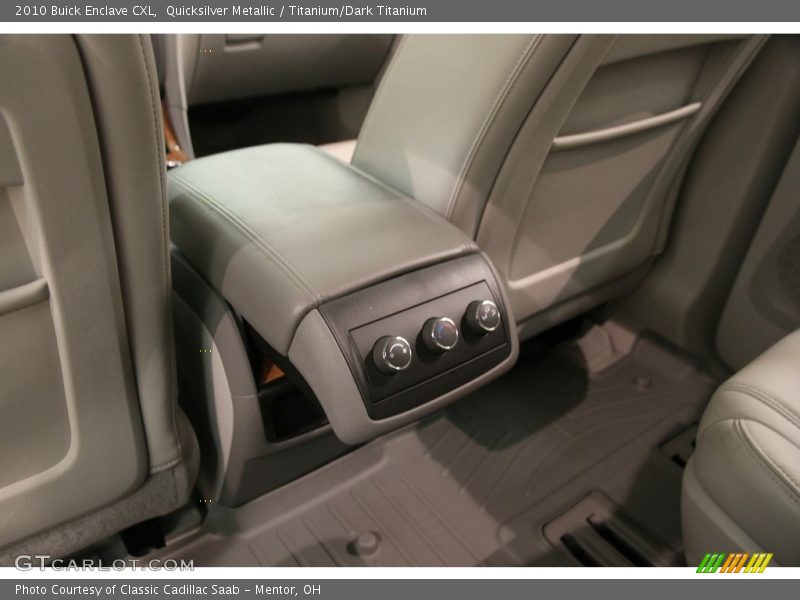 Quicksilver Metallic / Titanium/Dark Titanium 2010 Buick Enclave CXL
