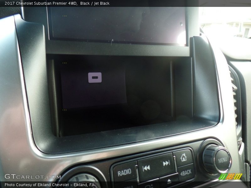 Black / Jet Black 2017 Chevrolet Suburban Premier 4WD