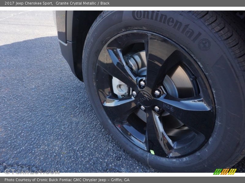 Granite Crystal Metallic / Black 2017 Jeep Cherokee Sport