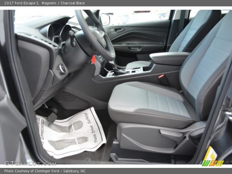 Magnetic / Charcoal Black 2017 Ford Escape S