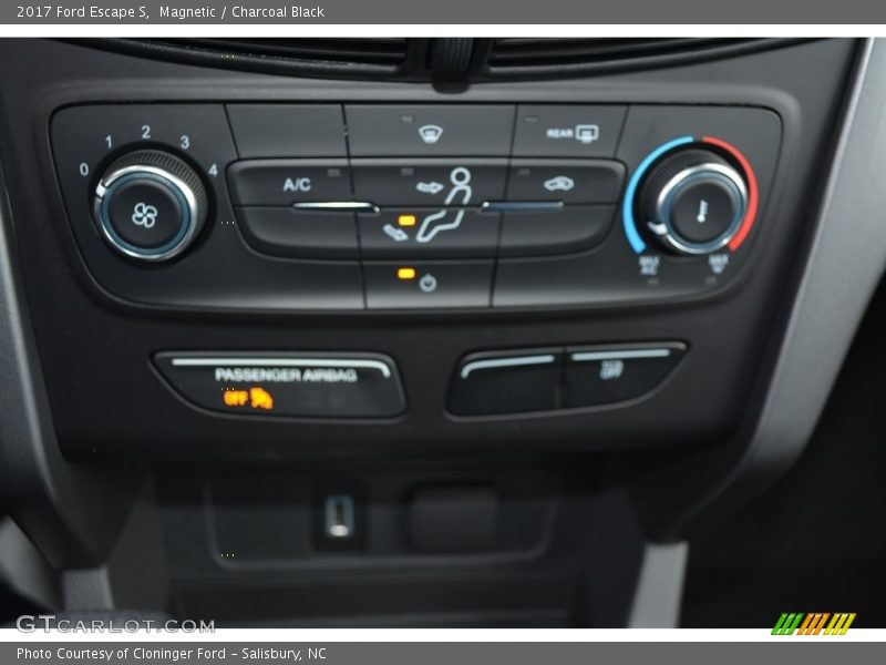 Magnetic / Charcoal Black 2017 Ford Escape S