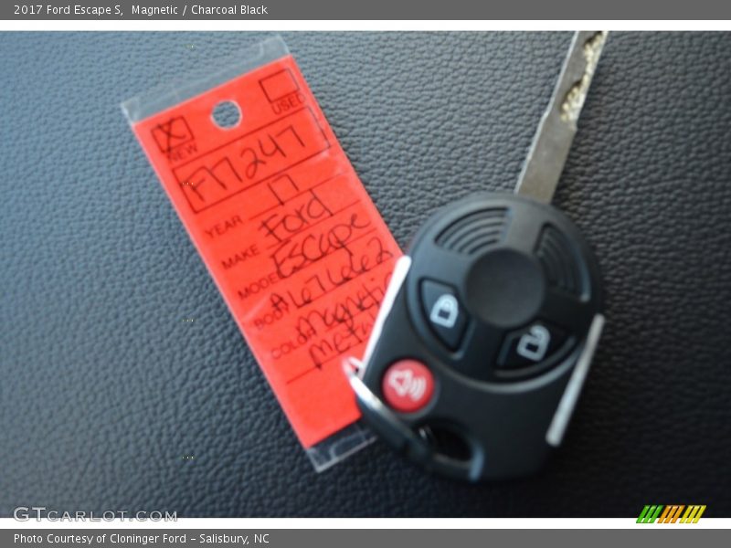 Magnetic / Charcoal Black 2017 Ford Escape S