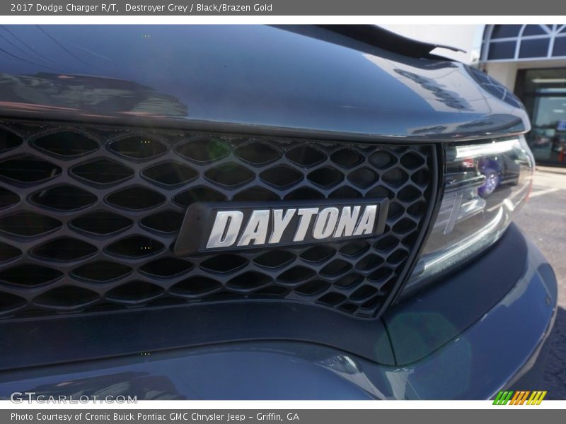 Destroyer Grey / Black/Brazen Gold 2017 Dodge Charger R/T