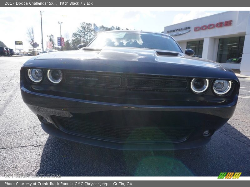 Pitch Black / Black 2017 Dodge Challenger SXT
