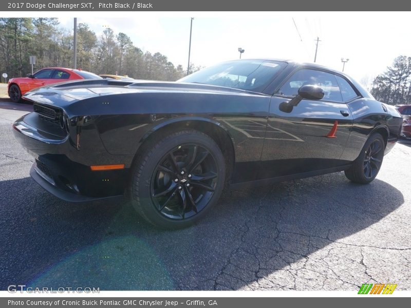 Pitch Black / Black 2017 Dodge Challenger SXT
